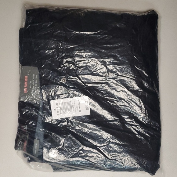 ❤️NWT VINTAGE TORRID JEAN - LUXE SLIM BOOT CUT STRETCH  MID RISE DENIM PLUS SIZE - Picture 7 of 12